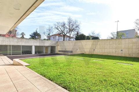 Excelente Apartamento T5 Duplex c/ 270 m2 zona Campo Alegre-Porto