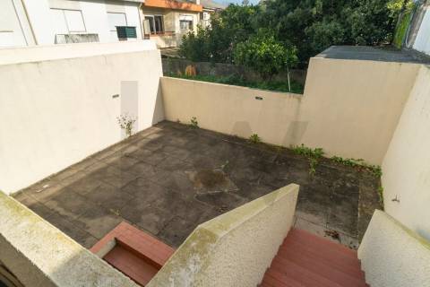 Moradia T4 no coração de Vila Nova de Gaia – Junto ao Largo dos Aviadores