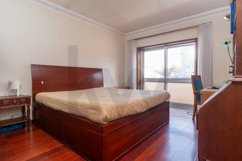 Moradia T4 no coração de Vila Nova de Gaia – Junto ao Largo dos Aviadores