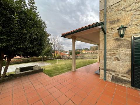 MORADIA T4 PARA VENDA - MONÇÃO (MAZEDOS)