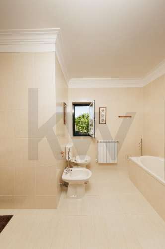 MORADIA T4 PARA VENDA - MONÇÃO (MAZEDOS)