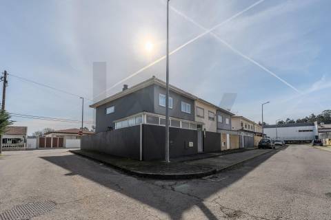 MORADIA T3 FRADELOS V.N. FAMALICÃO