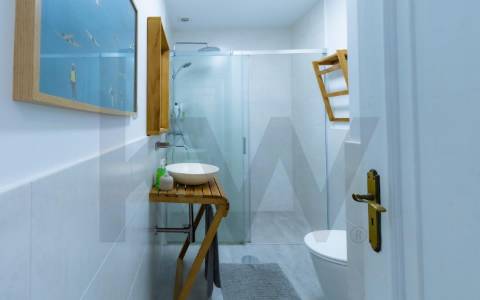 Moradia T4 à Venda em Leça da Palmeira, Matosinhos - A 300m da Praia