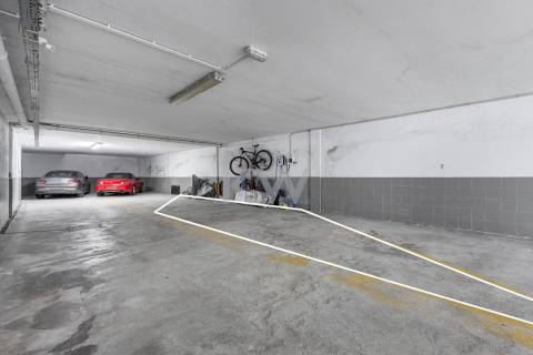 Fantástico apartamento T1 duplex remodelado e transformado em T4