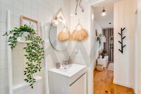 Arrendamento de apartamento T1 na Rua Álvares Cabral