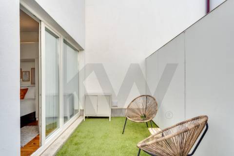 Arrendamento de apartamento T1 na Rua Álvares Cabral