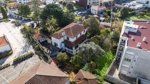 Moradia de charme no centro da cidade de São João da Madeira