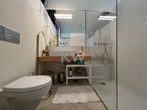 Apartamento T0 em Lordelo do Ouro próximo à marginal Rio Douro