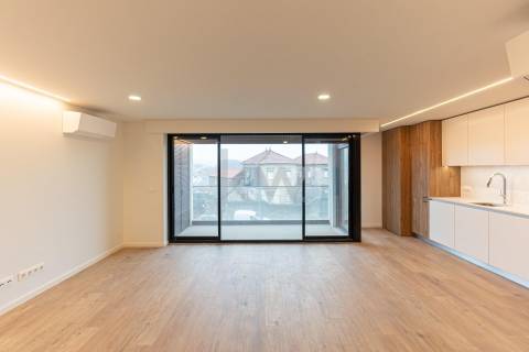 Apartamento T3 novo, próximo da nova estação de Metro da linha Ruby, Arrábida - Vila Nova de Gaia