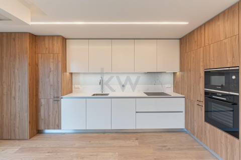 Apartamento T3 novo, próximo da nova estação de Metro da linha Ruby, Arrábida - Vila Nova de Gaia