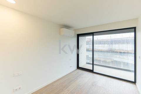 Apartamento T3 novo, próximo da nova estação de Metro da linha Ruby, Arrábida - Vila Nova de Gaia