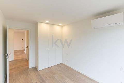 Apartamento T3 novo, próximo da nova estação de Metro da linha Ruby, Arrábida - Vila Nova de Gaia