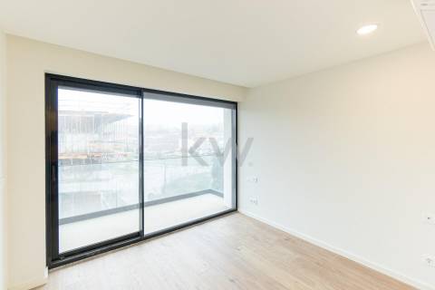 Apartamento T3 novo, próximo da nova estação de Metro da linha Ruby, Arrábida - Vila Nova de Gaia