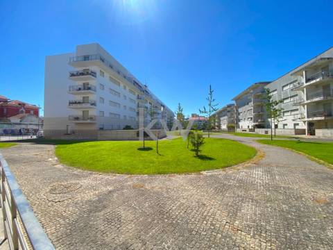 Apartamento T3  – Arquitectura de Álvaro Siza Vieira, junto à Casa de Saúde da Boavista