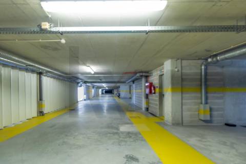 Venda de Apartamento T1 c/ garagem e anexos, Quinta do Cravel