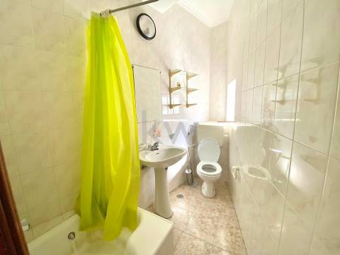 Andar Moradia duplex T6 - CENTRO DE ALPEDRINHA 