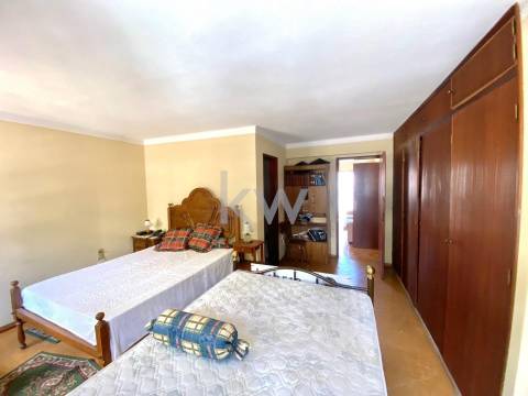 Andar Moradia duplex T6 - CENTRO DE ALPEDRINHA 