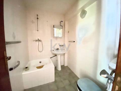 Andar Moradia duplex T6 - CENTRO DE ALPEDRINHA 