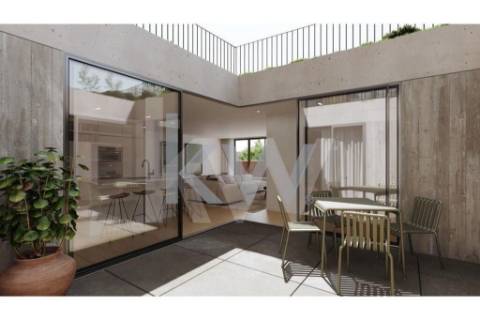 Apartamento T2 Novo | em construção | varanda| Paranhos