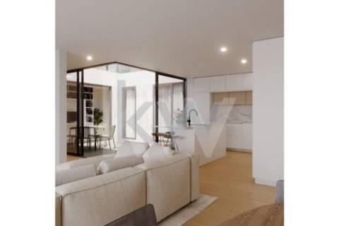 Apartamento T2 Novo | em construção | varanda| Paranhos