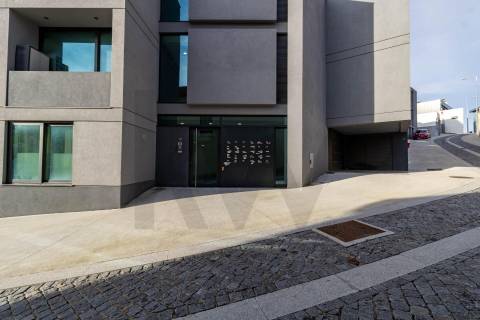 Apartamento T1 para Arrendamento - Campo Lindo - Paranhos