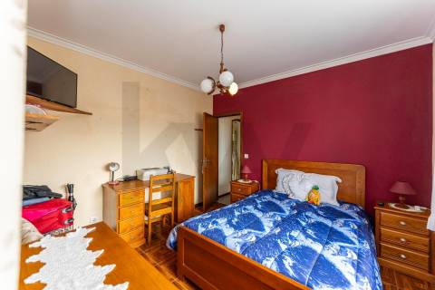 Apartamento T1+1 com Enorme Terraço Privativo