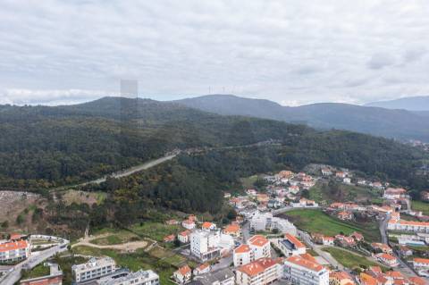 Apartamento T1+1 com Enorme Terraço Privativo