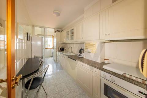 Apartamento T4 Duplex – Condomínio Fechado de Valverde, Viana do Castelo