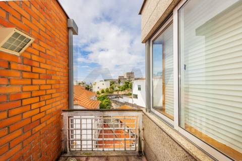 Apartamento T4 Duplex – Condomínio Fechado de Valverde, Viana do Castelo