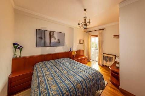 Apartamento T4 Duplex – Condomínio Fechado de Valverde, Viana do Castelo