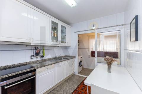 PRAIAS DE CANIDELO - Magnífico apartamento nos TERRAÇOS DO ATLÂNTICO - Avenida Beira Mar, 1071