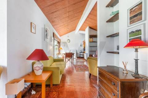 Moradia térrea nas "Quintas do Norte" com jardim e garagem - entre a praia e a ria