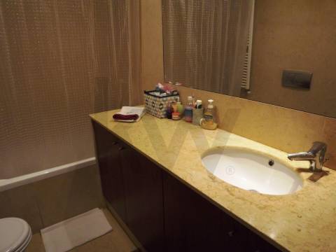 T2 mobilado com varanda para arrendamento - Ramalde