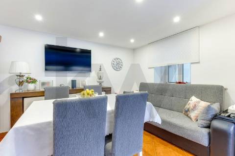 Moradia Térrea no centro de Leça da Palmeira junto ao mar!!