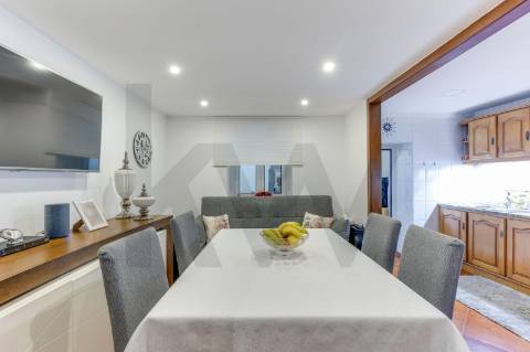 Moradia Térrea no centro de Leça da Palmeira junto ao mar!!