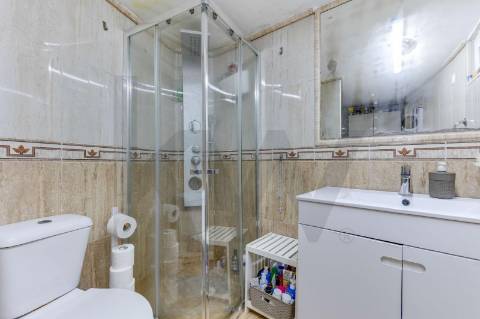 Moradia Térrea no centro de Leça da Palmeira junto ao mar!!