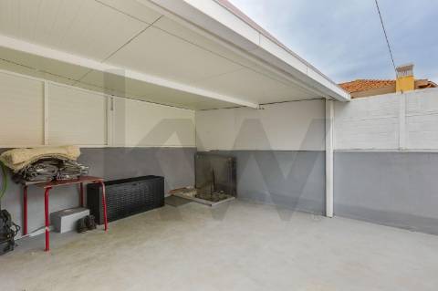 Moradia Térrea no centro de Leça da Palmeira junto ao mar!!