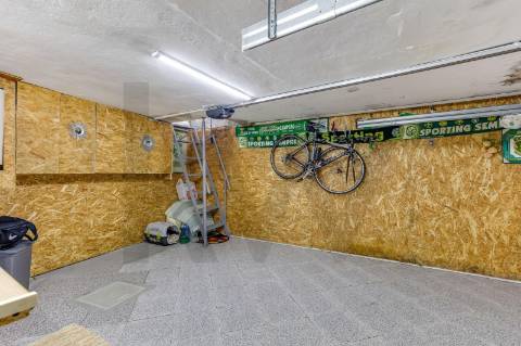 Moradia Térrea no centro de Leça da Palmeira junto ao mar!!