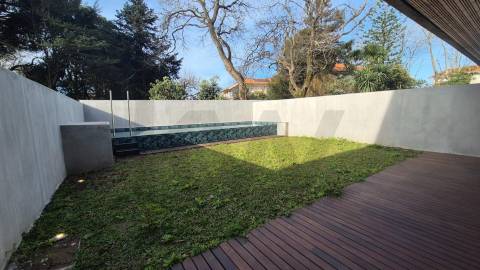 T4 Duplex com Piscina Privativa em Nevogilde NOVO