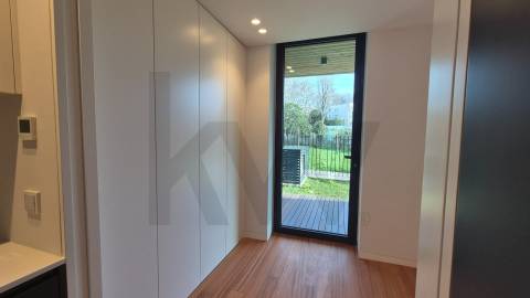 T4 Duplex com Piscina Privativa em Nevogilde NOVO
