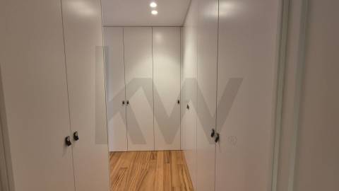 T4 Duplex com Piscina Privativa em Nevogilde NOVO