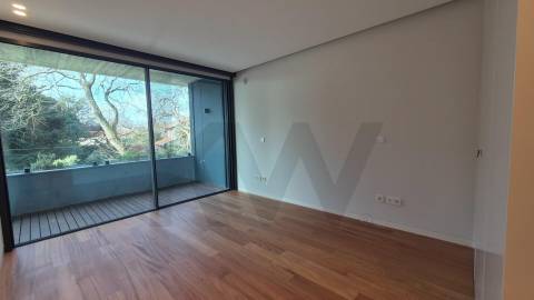 T4 Duplex com Piscina Privativa em Nevogilde NOVO
