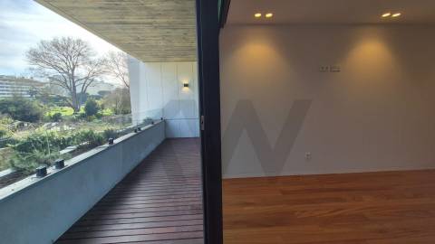 T4 Duplex com Piscina Privativa em Nevogilde NOVO