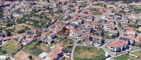 TERRENO PARA CONSTRUÇÃO COM 600 M2 - VILA DE CUCUJÃES, OLIVEIRA DE AZEMÉIS