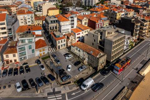 Moradia T3+1 Nova na Foz do Douro – A 80 metros do Mar