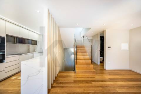 Moradia T3+1 Nova na Foz do Douro – A 80 metros do Mar