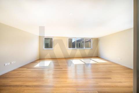 Moradia T3+1 Nova na Foz do Douro – A 80 metros do Mar