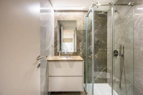 Moradia T3+1 Nova na Foz do Douro – A 80 metros do Mar