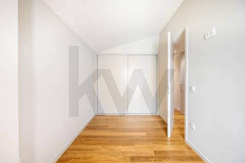 Moradia T3+1 Nova na Foz do Douro – A 80 metros do Mar