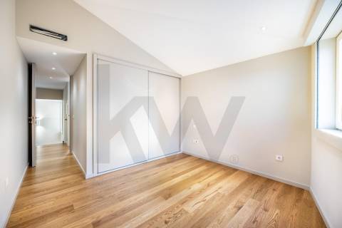 Moradia T3+1 Nova na Foz do Douro – A 80 metros do Mar